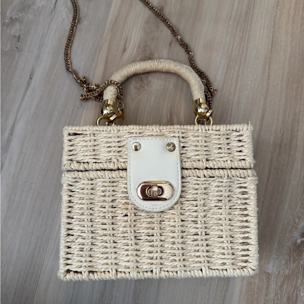 Elegant Cream Woven Handbag